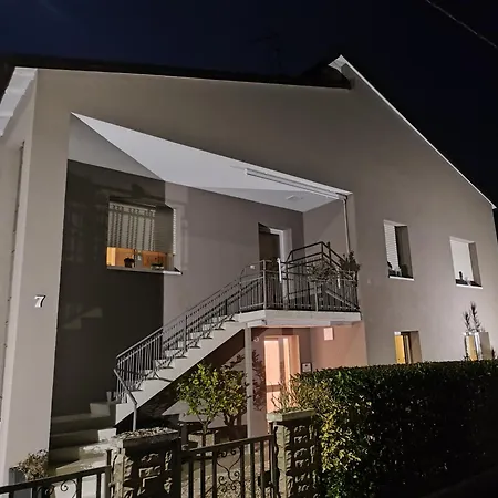 Turistica Via Po 7 Apartament *