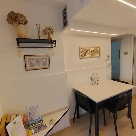 Turistica Via Po 7 Apartment *